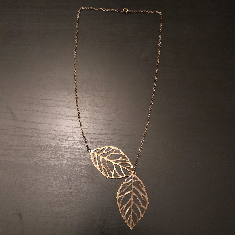 ❌sold out❌Brass Double Leaf Handmade Necklace - Picture 3 of 4